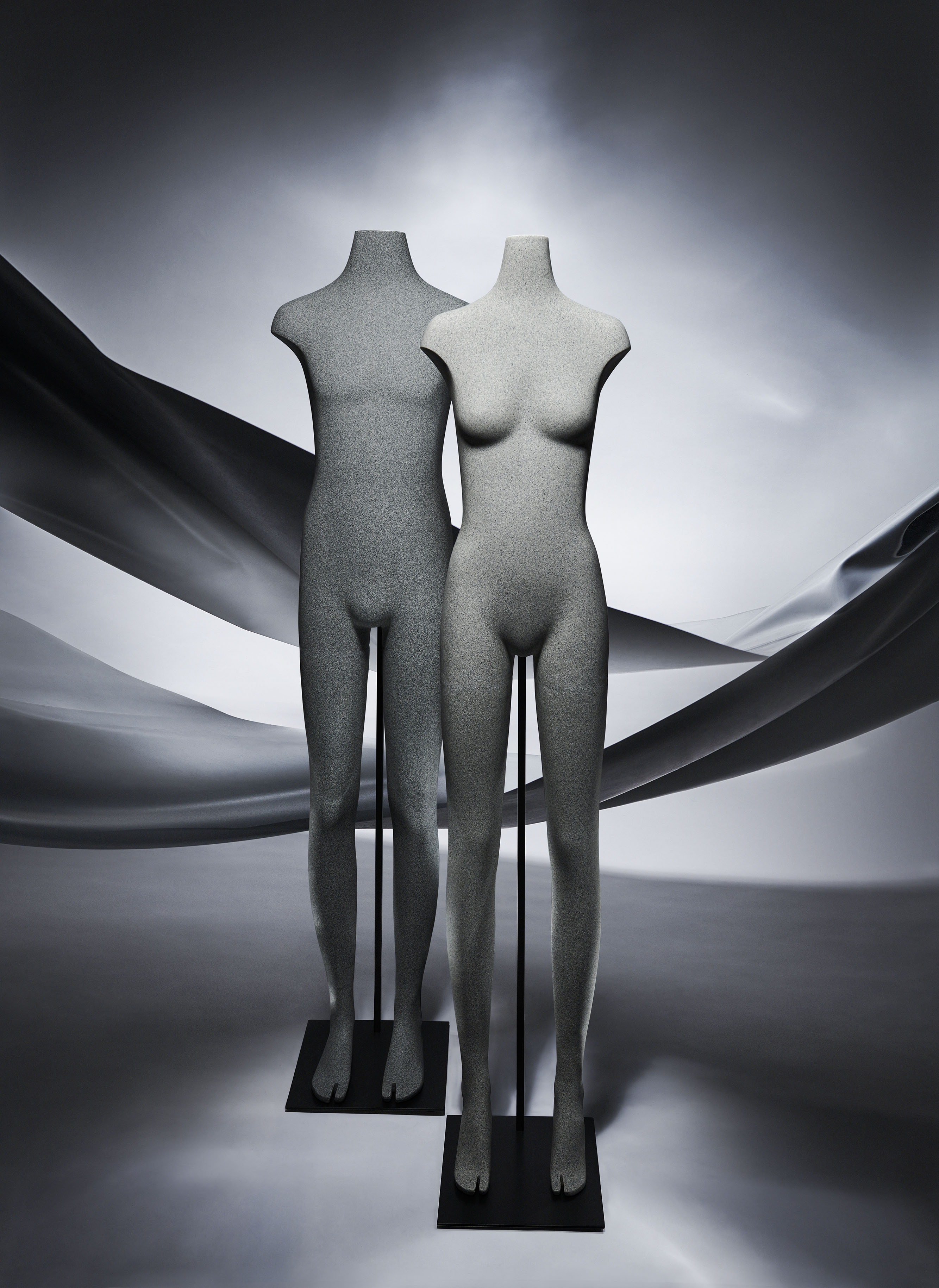 about atrezzo mannequins